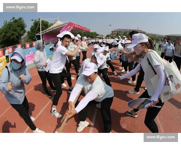 拔河比赛技巧图解全面解析力量站位与团队配合要点实战训练方法