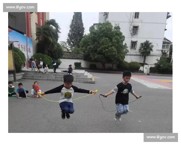 一次意外的胜利与成长难忘的跳绳比赛让我收获了友谊与坚持的力量